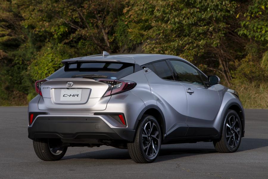  Toyota C-HR 2016 года  (JP) (фото 14 из 18)